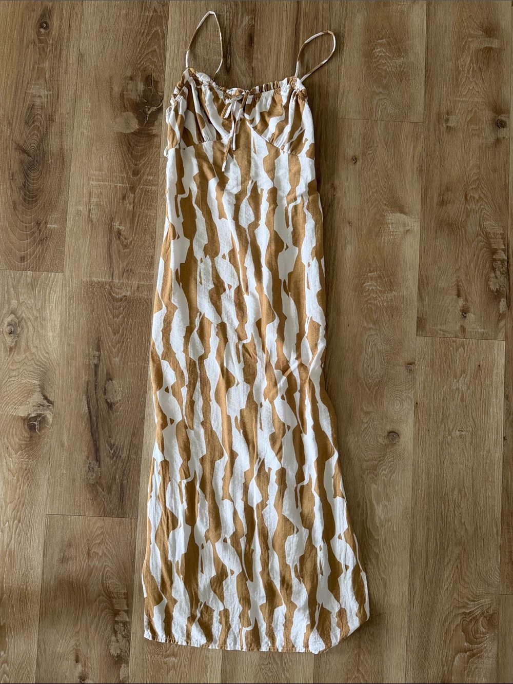 Sleeveless White and Tan Printed Maxi Dress